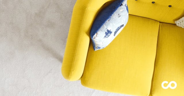 Nettoyer un fauteuil en tissu très sale